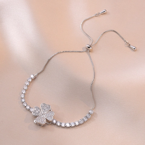 Fashion Gold Plated Copper Rotating Clover Heart Charm Bracelet Sparkling Rhinestone Adjustable Pull Chain Bracelet Sweet Jewelry For Women Party