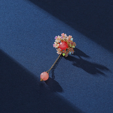 Elegant Flower Zircon Tassel Brooch Copper Gold Plated Pink Petal Pin Jewelry For Women Dress Anti-Exposure Decoration Gift