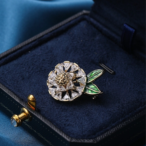 Elegant Flower Brooch Copper With Zircon And Green Enamel Leaf Gold Plated Anti Exposure Scarf Buckle For Women Jewelry