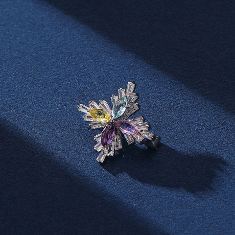 Sternblume Brosche Kupfer Bunte Marquise Zirkon Elegant Anti-Expositions-Schmuck Für Frauen