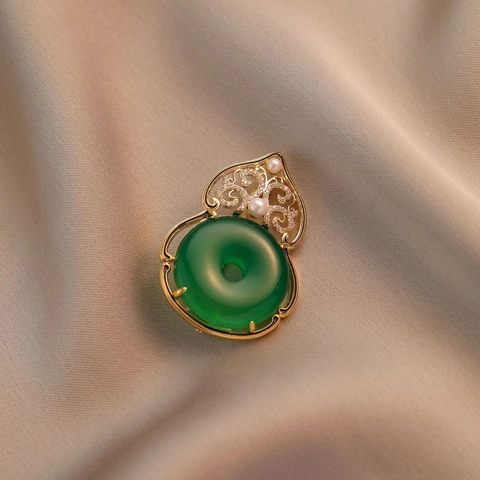 Vintage Chinese Gourd Brooch Pin Green Agate Look Safety Buckle Copper Gold Plated Faux Pearl Zirconia Brooch Jewelry For Women