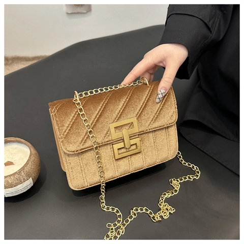 Borsa A Tracolla Trapuntata In Velluto Da Donna Con Tracolla A Catena In Metallo Chiusura Geometrica Piccola Borsa A Spalla Quadrata Retro Elegante