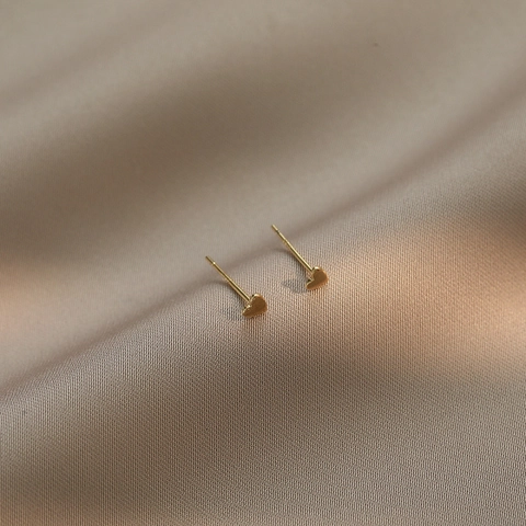 Pendientes De Botón Corazón Cobre Chapado En Oro Minimalista Pulido Joyería Estilo Diario Para Mujer