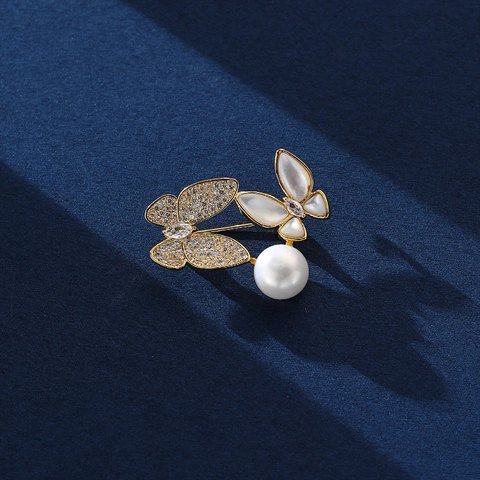 Double Butterfly Artificial Pearl Brooch Elegant Copper With Zircon And Mother Of Artificial Pearl Suit Shirt Pin Accessory