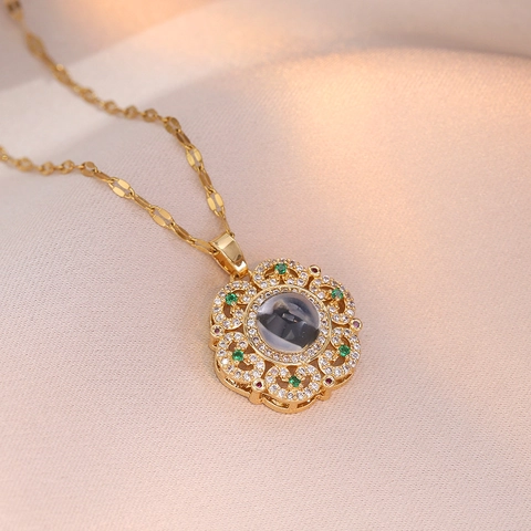 Elegant Flower Pendant Necklace Green Zircon Titanium Steel Gold Plated Vintage Floral Jewelry For Women Fashion
