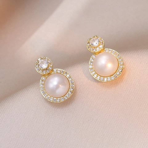 Set Di Collana E Orecchini Con Perle D'acqua Dolce E Zirconia Con Perno In Argento Sterling 925 Per Donna