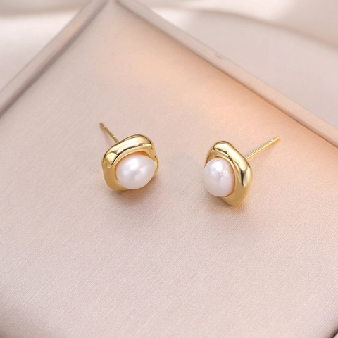 Freshwater Pearl Irregular Square Stud Earrings With 925 Sterling Silver Earring Post Elegant French Style For Women