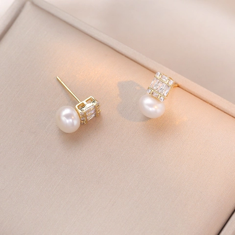 Orecchini A Perno Con Süßwasserperle Rame Placcato Oro Con Zirconi Gioielli Eleganti Per Donna Perno In Argento