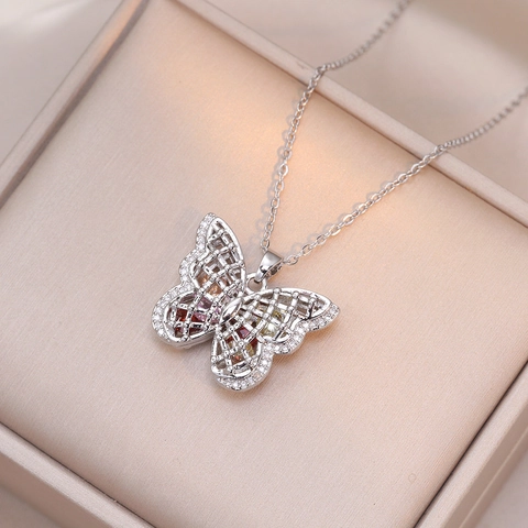 Schmetterling Anhänger Halskette Edelstahl Mit Bunten Zirkonia Hohl Gitter Design Trendy Mode Schmuck Für Damen