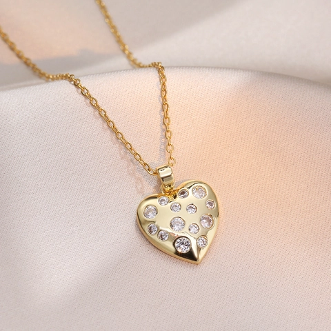 Heart Pendant Necklace Titanium Steel Encrusted Zircon Minimalist Elegant Dainty Chain Jewelry Gift For Women Girls