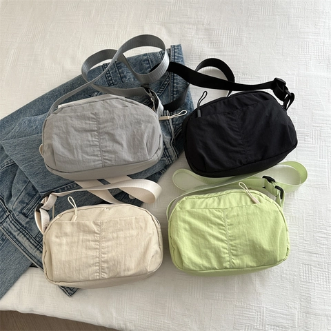 Borsa a Tracolla da Donna in Nylon Casual Leggera Grande Capacità Minimalista Borsa a Spalla Con Tracolla Regolabile