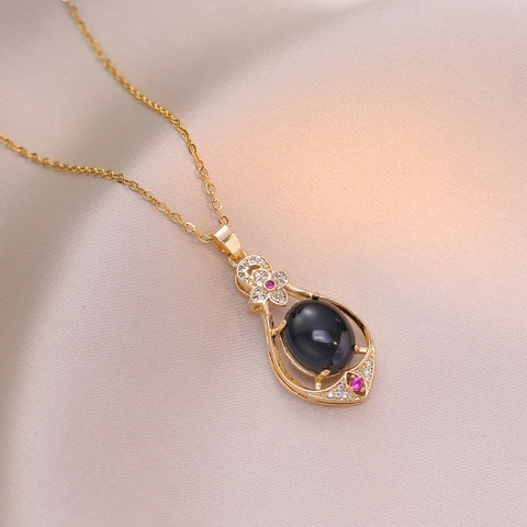Vintage Hollow Flower Pendant Necklace Color Changing Temperature Sensitive Titanium Steel Zircon Women Elegant Jewelry