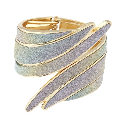 Vintage Punk Stijl Engelenvleugels Brede Open Armband Vergulde Legering Met Gekleurde Glitters Voor Vrouwen Sieraden Feest