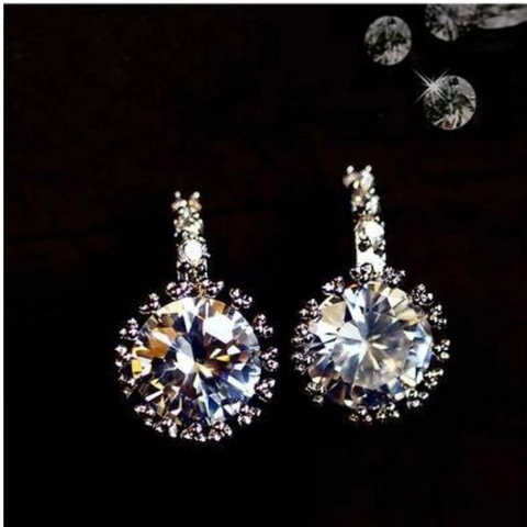 Elegante Legierung Zirkon Ohrstecker Klassischer Rundschliff Geometrisch Funkelnd Eingelegt Mode Schmuck Damen