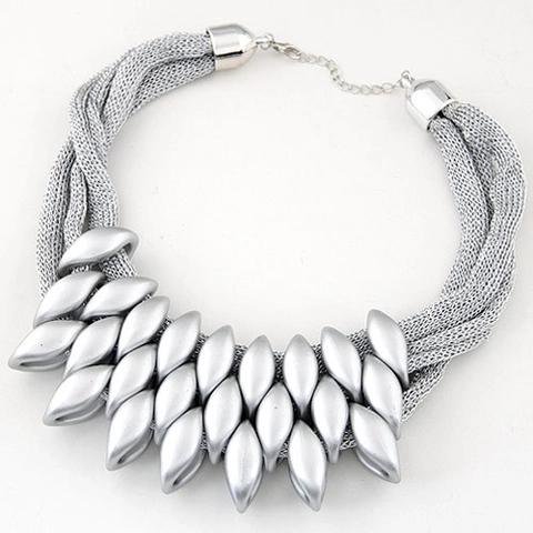 Bohemian Chunky Statement Necklace For Women Geometric Resin Leaf Pendant Multi Layer Mesh Rope Choker Party Jewelry Accessory