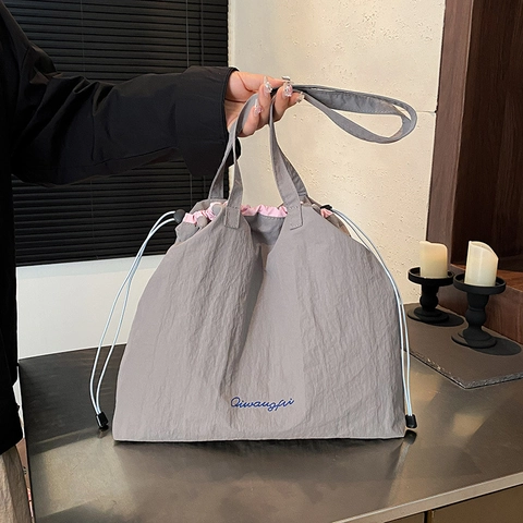 Large Capacity Nylon Drawstring Tote Shoulder Bag Casual Fashion Contrast Color Daily Handbag For Women