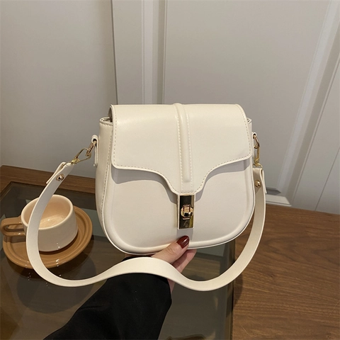 Vintage PU Leder Satteltasche Umhängetasche Für Damen Retro Stil Halbrund Schultertasche Mit Metallschloss Ziernaht Mode Handtasche