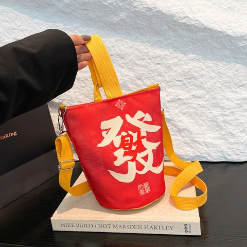 Sac Seau en Toile Style Chinois pour Femmes Sac à Argent Rétro Impression Calligraphie Sac à Bandoulière Réglable
