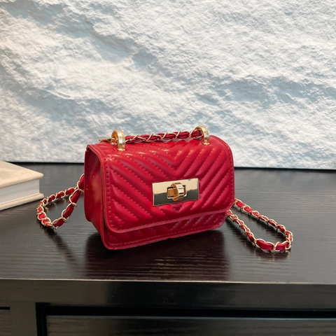 Mini Crossbody Bag PU Leather V Quilted Chevron Pattern Chain Strap Small Square Bag For Women