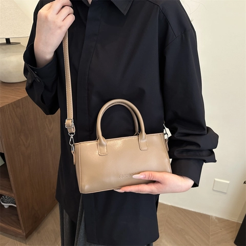 Retro PU Leather Small Square Bag For Women Minimalist Crossbody Shoulder Bag Handbag With Adjustable Strap Daily Fashion