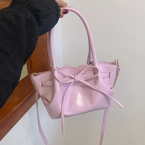 Sac Seau pour Femmes en Cuir PU Brillant Sac à Main Plissé Doux Avec Bandoulière Réglable pour Usage Quotidien Sacs de Fête à la Mode