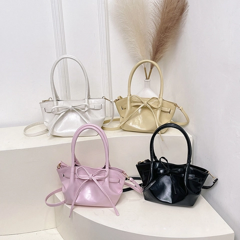 Sac Seau pour Femmes en Cuir PU Brillant Sac à Main Plissé Doux Avec Bandoulière Réglable pour Usage Quotidien Sacs de Fête à la Mode
