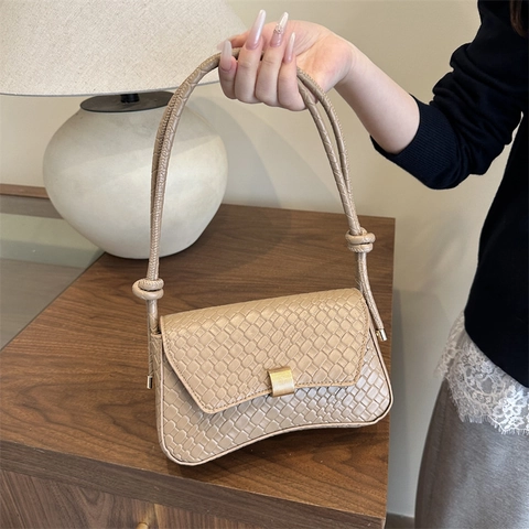Woven Texture Shoulder Bag For Women Retro PU Leather Underarm Bag With Metal Buckle Small Square Handbag Casual