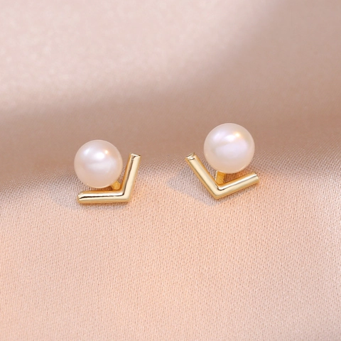 Geometrische V-Form Ohrstecker Mit Süßwasserperle Und Silbernem Ohrsteckerstift Für Damen Minimalistisch Elegant Mode