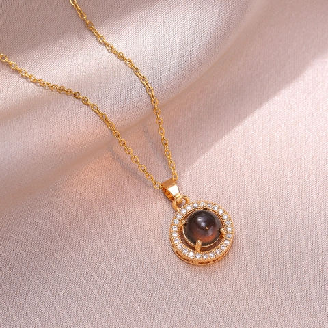 Flower Pendant Necklace Titanium Steel Temperature Sensitive Zircon Round Inlaid Cubic Zirconia Niche Style For Women