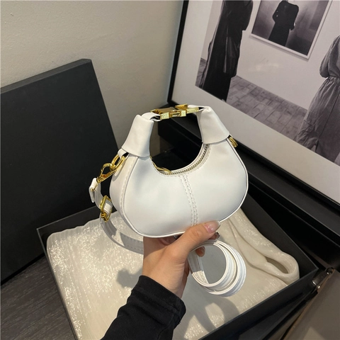 Vintage Mini Mondtasche Aus PU Leder Metallschnalle Handtasche Für Damen Nische Schulter Crossbody Tasche Mode Accessoire
