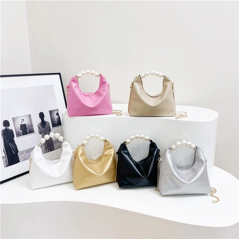 Bolso De Mano Con Asa De Perla Artificial Cuero PU Chic Bolso De Hombro Media Luna Cadena De Metal Para Mujer Elegante
