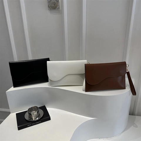 Women Simple PU Leather Envelope Clutch Bag Vintage Asymmetric Curved Flap Handheld Underarm Bag Solid Color Fashion Handbag