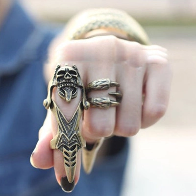 Gothic Skull Armor Ring Alloy Articulated Movable Joint Full Finger Ring Punk Rock Distressed Vintage Jewelry