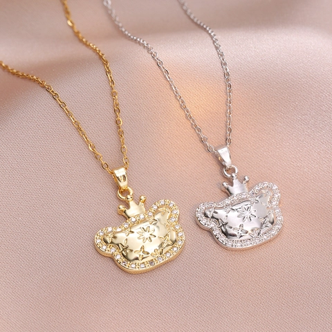 Fashion Titanium Steel Crown Bear Pendant Necklace With Zirconia Star Inlaid Cross Chain For Women Commuting Jewelry
