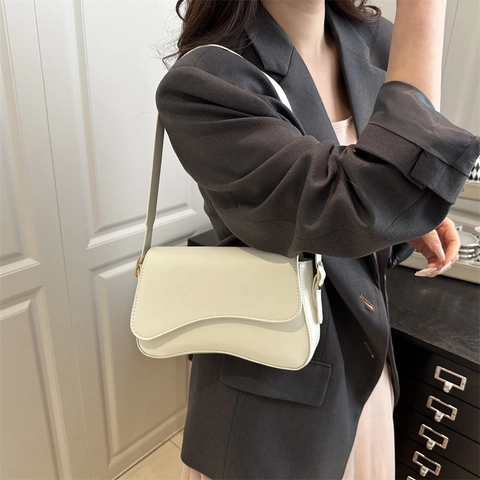 Bolso de Hombro Minimalista Vintage para Mujer con Solapa Curva Cuero de PU Color Sólido Pequeño Bolso Cuadrado Moda Casual
