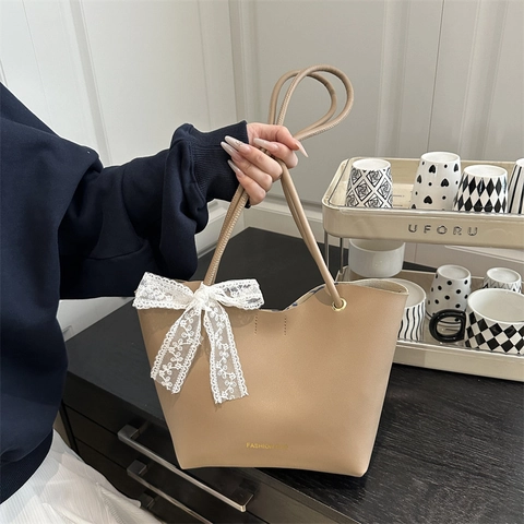 Damen PU Leder Einkaufstasche Große Kapazität Beuteltasche Schultertasche Mit Spitzenschleife Eleganter Koreanischer Stil Handtasche
