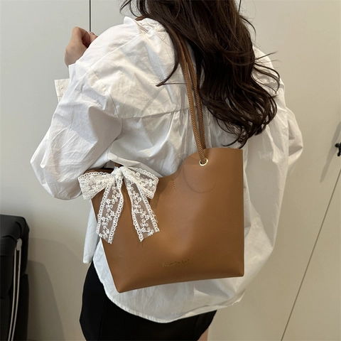 Damen Mode PU Leder Tote-Tasche Mit Spitzenschleife Dekor Einfache Casual Schultertasche Große Kapazität Pendler Handtasche