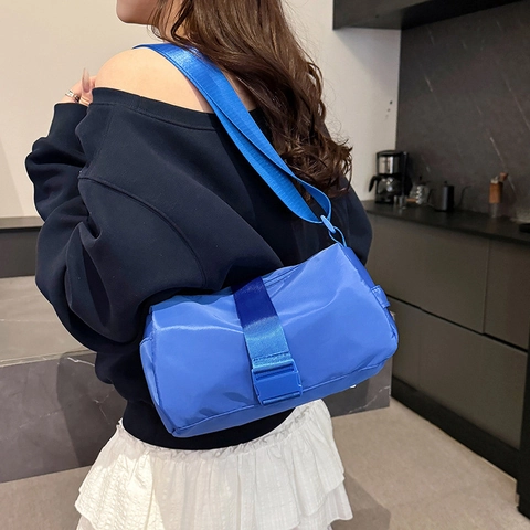 Bolso Bandolera de Tela Oxford para Mujer Bolso de Hombro Cilíndrico Casual Con Correa Ancha Ajustable Color Sólido Viaje Diario Bolso de Mano