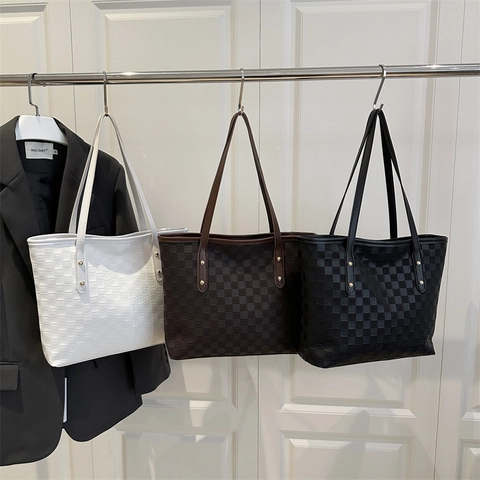 Damen Checkerboard Tote Bag PU Leder Große Kapazität Chic Karomuster Schultertasche Pendler Goldene Nieten
