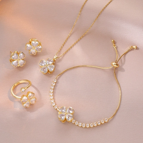 Rotatable Four Leaf Clover Heart Pendant Necklace Stainless Steel Zirconia Jewelry For Women Elegant Gold Plated Lucky Necklace Accessories Gift