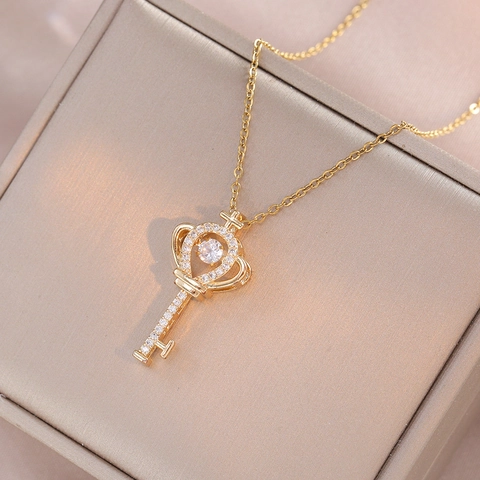 Stainless Steel Heart Key Crown Pendant Necklace For Women Elegant Rhinestone Dancing Stone Jewelry Trendy Clavicle Chain