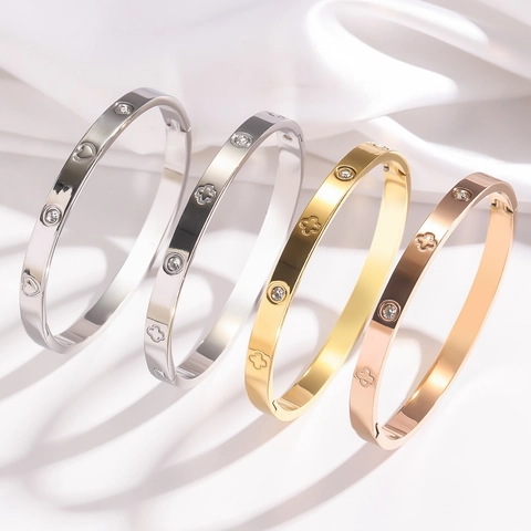 Bracciale Rigido In Acciaio Inossidabile Con Design A Quadrifoglio E Cuore Strass Incastonati Gioielli Di Moda Per Donna