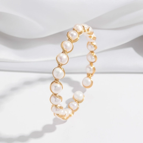 Handgefertigter Süßwasserperlen Offener Armreif Kupferdraht Umwickeltes Armband Elegante Retro Schmuck Geschenk Für Damen
