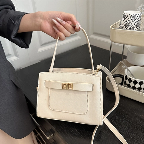 Women Saffiano PU Leather Handbag Minimalist Solid Color Shoulder Crossbody Bag With Golden Twist Lock Top Handle