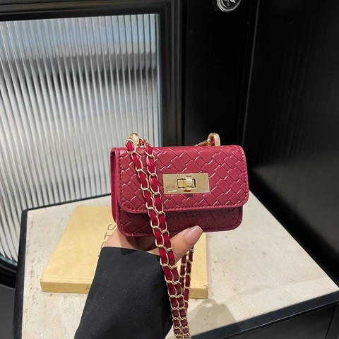 Mini Woven Pattern PU Leather Crossbody Bag For Women Luxury Metal Chain Strap Lipstick Makeup Pouch Small Square Flap Bag