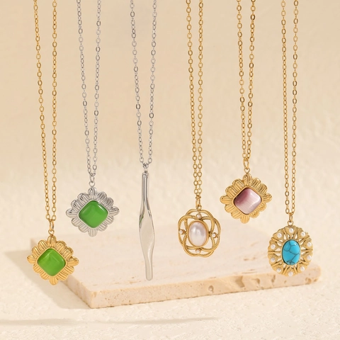 Retro Stainless Steel Necklace Gold Plated Square Cat Eye Stone Pendant Sun Flower Petal Design Jewelry For Women Elegant