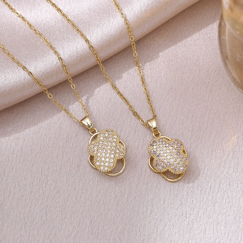 Collana con Pendente a Forma di Fiore Trifoglio Rotante in Zircone Acciaio al Titanio Placcato Oro per Donna Gioielli