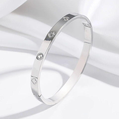 Stainless Steel Bangle Bracelet For Women With Rhinestone Inlay Four-Leaf Clover Pattern Elegant Fashion Jewelry Gift