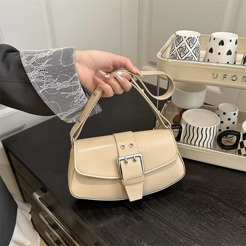 Bolso de Axila de Cuero PU para Mujer Vintage Minimalista Bolso de Hombro Con Hebilla de Plata Grande Color Sólido