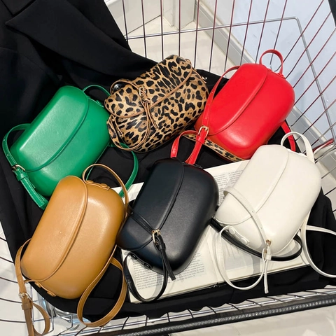 Minimalist Leopard Print PU Leather Crossbody Bag For Women Retro Oval Half Moon Flap Saddle Shoulder Bag Summer Chic Daily